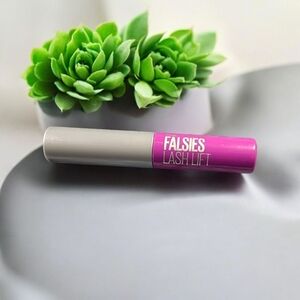 Maybelline Falsies Lash Lift Mascara Travel Size-Very Black (New)